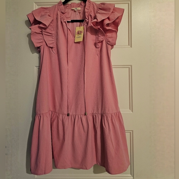 entro Dresses & Skirts - New Entro Pink Ruffled Midi Dress with Pockets sz medium